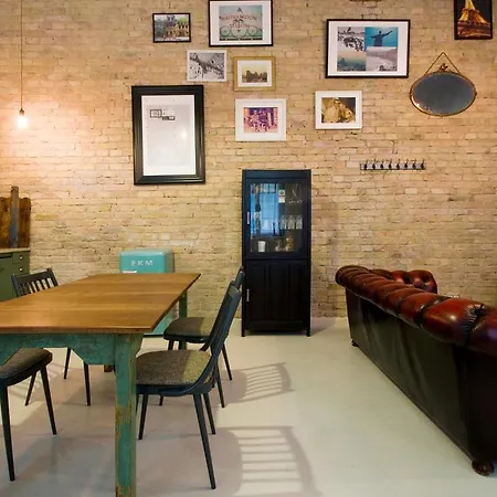 Location Exclusive בודפשט